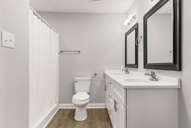 211 Old Towne Rd, Spartanburg, SC 29301