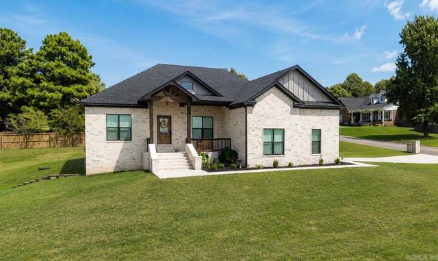 1 Whippoorwill Drive, Greenbrier, AR 72058