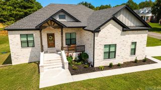 1 Whippoorwill Drive, Greenbrier, AR 72058
