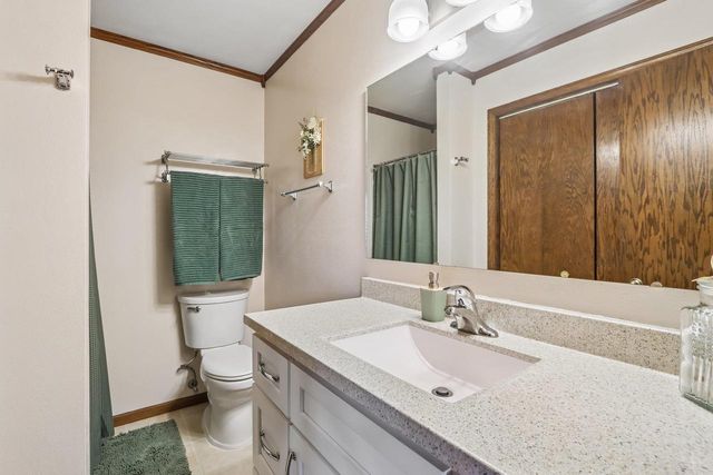 9440 West Street, Sauk City, WI 53583