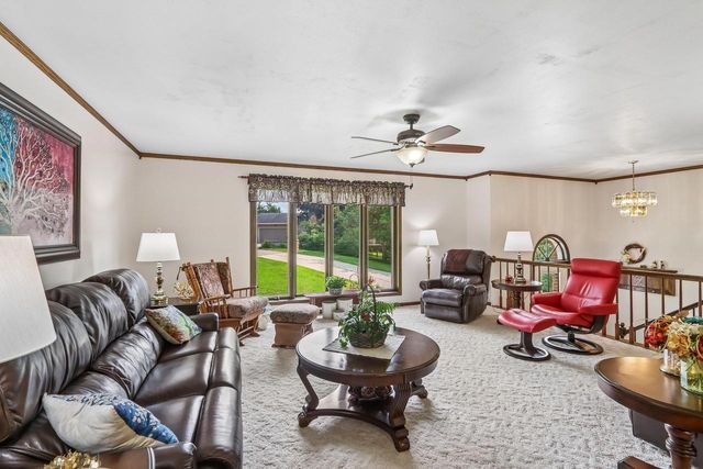 9440 West Street, Sauk City, WI 53583