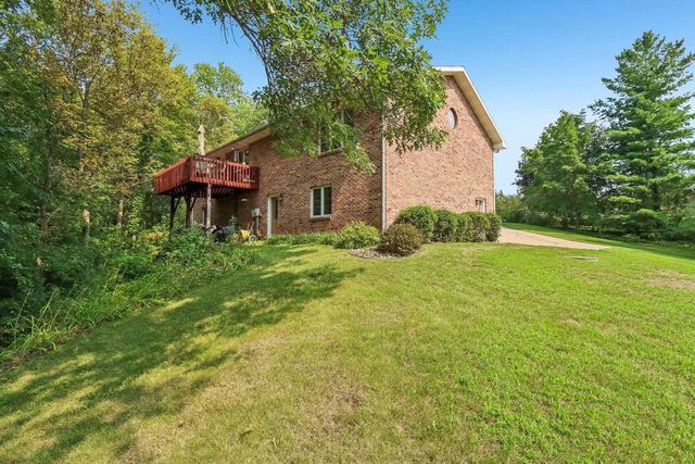 9440 West Street, Sauk City, WI 53583
