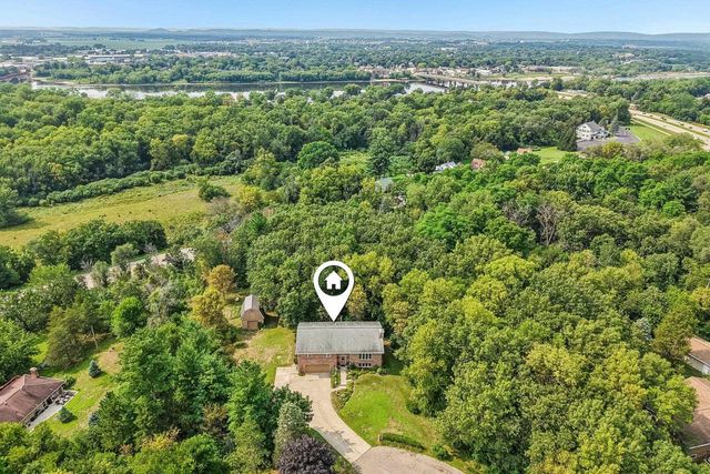 9440 West Street, Sauk City, WI 53583