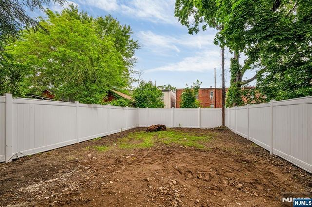 15 Monroe Street, Garfield, NJ 07026