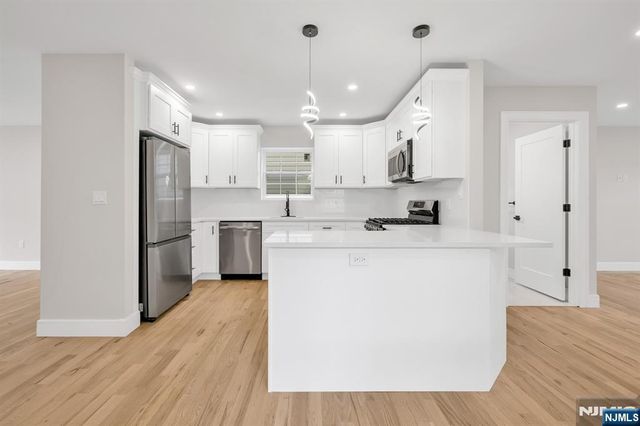 15 Monroe Street, Garfield, NJ 07026