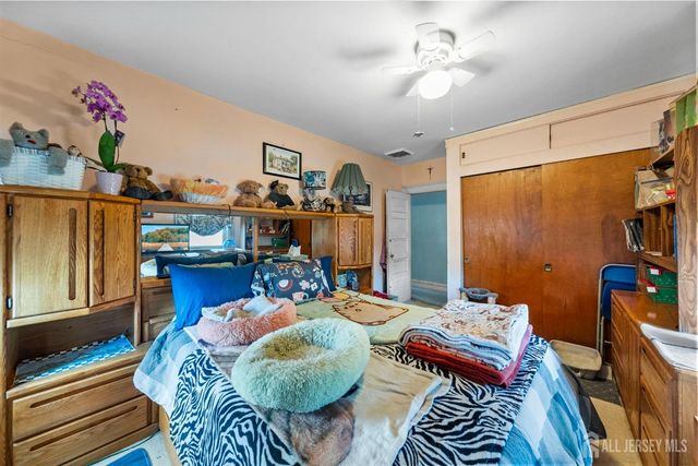 12 Vine Street, Jamesburg, NJ 08831