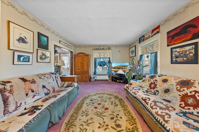 12 Vine Street, Jamesburg, NJ 08831