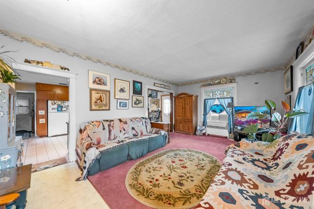 12 Vine Street, Jamesburg, NJ 08831