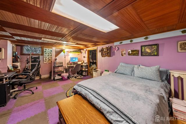 12 Vine Street, Jamesburg, NJ 08831