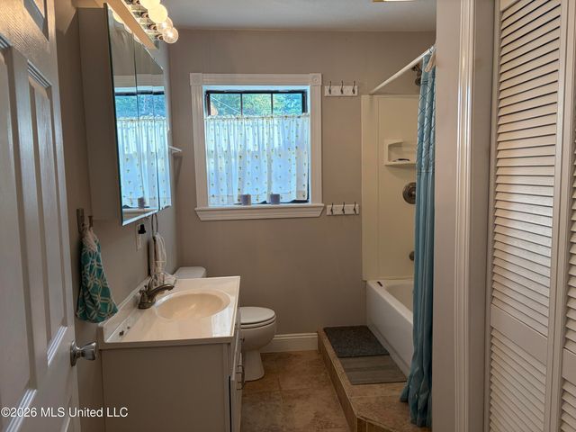 263 Pine Ridge Drive, Waveland, MS 39576
