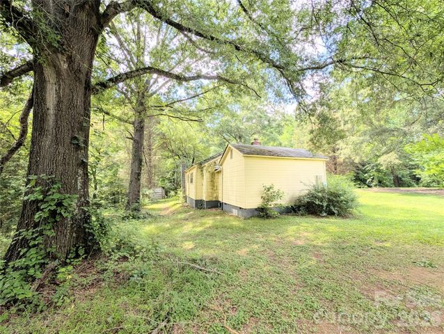 204 Brown Waterson Road, Cherryville, NC 28021