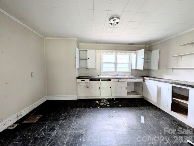 204 Brown Waterson Road, Cherryville, NC 28021