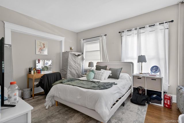 19 Leroy Place, Newburgh, NY 12550