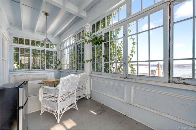 19 Leroy Place, Newburgh, NY 12550