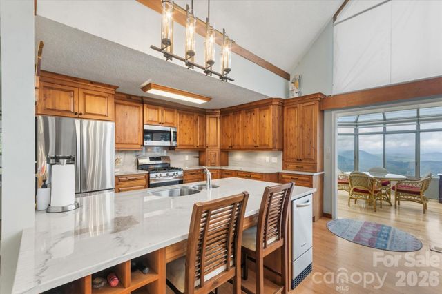 2484 Connestee Trail, Brevard, NC 28712