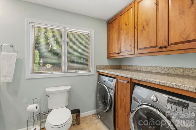 2484 Connestee Trail, Brevard, NC 28712