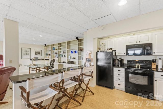 2484 Connestee Trail, Brevard, NC 28712