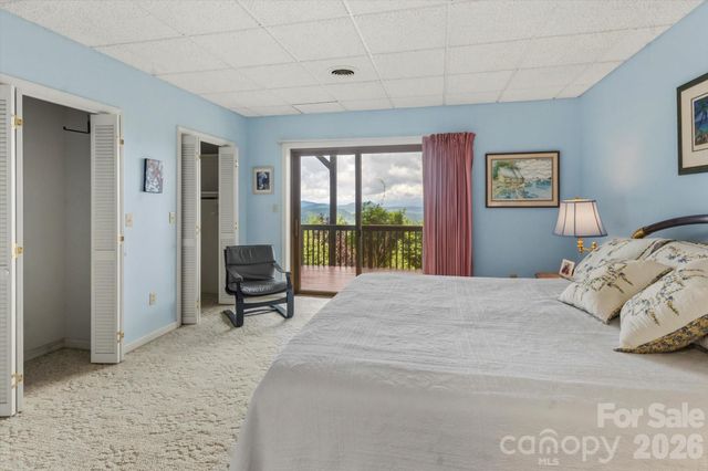 2484 Connestee Trail, Brevard, NC 28712