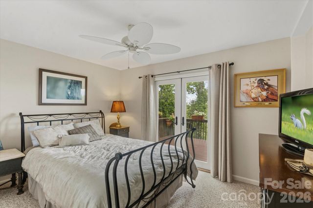 2484 Connestee Trail, Brevard, NC 28712