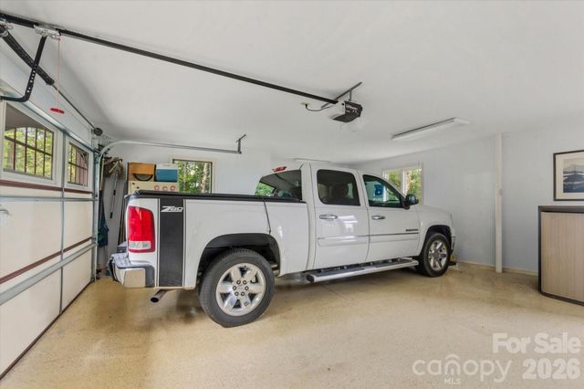 2484 Connestee Trail, Brevard, NC 28712