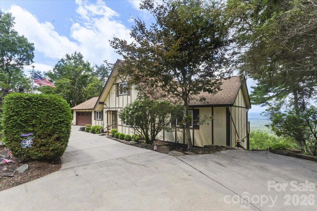 2484 Connestee Trail, Brevard, NC 28712