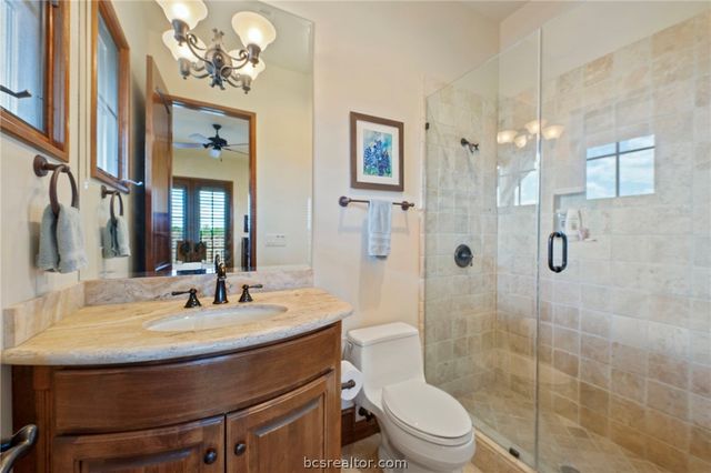 4714 Heron Lakes Circle, Bryan, TX 77802