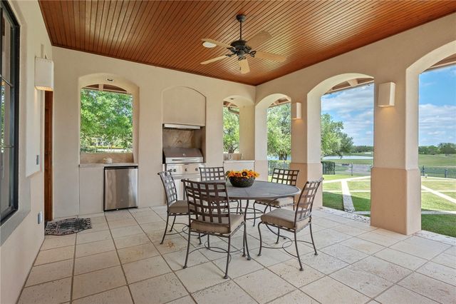 4714 Heron Lakes Circle, Bryan, TX 77802