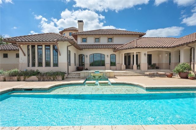 4714 Heron Lakes Circle, Bryan, TX 77802