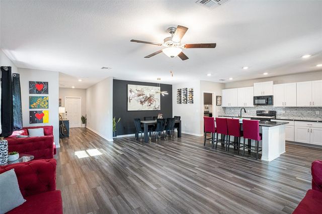 5101 SABLE CHIME DRIVE, Wimauma, FL 33598