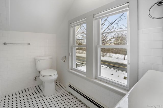 1091 Albany Post Road, Gardiner, NY 12525