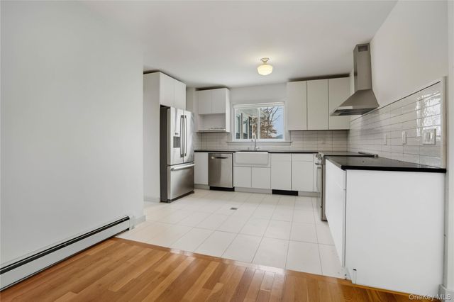 1091 Albany Post Road, Gardiner, NY 12525