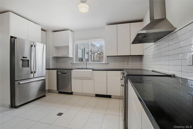 1091 Albany Post Road, Gardiner, NY 12525