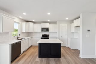 2208 White Oak Lane, Granger, IA 50109