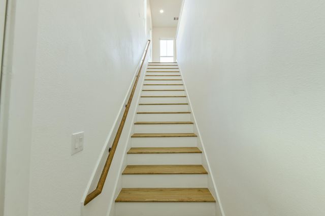 162 Wallace Street B, Houston, TX 77022