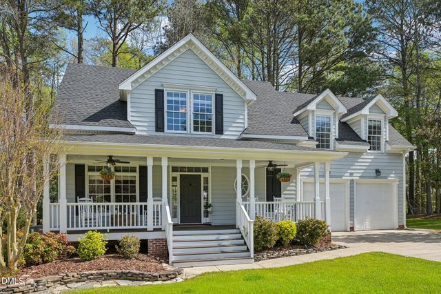 107 Maple Crest Court, Apex, NC 27502