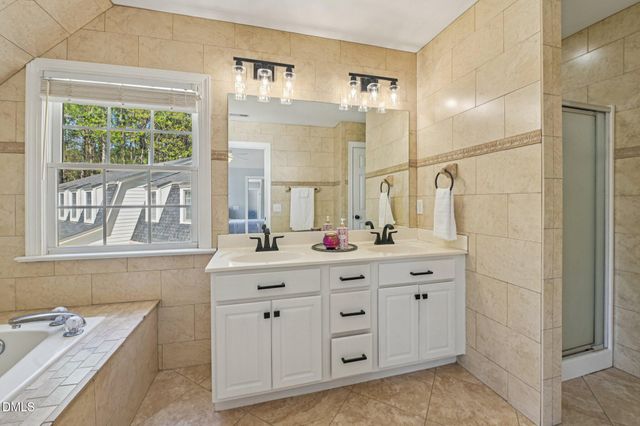 107 Maple Crest Court, Apex, NC 27502