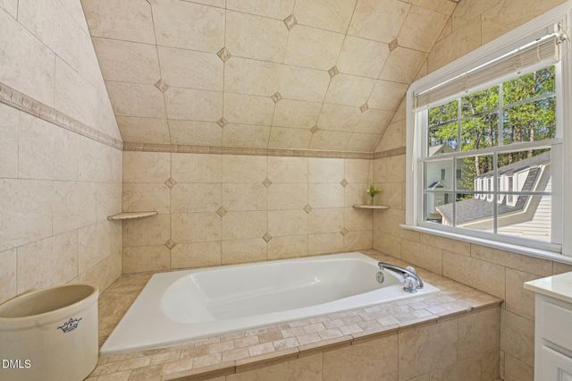 107 Maple Crest Court, Apex, NC 27502