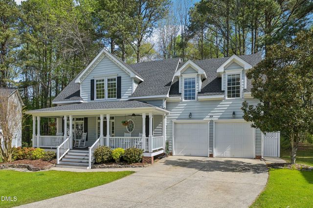 107 Maple Crest Court, Apex, NC 27502