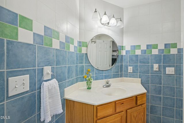 107 Maple Crest Court, Apex, NC 27502