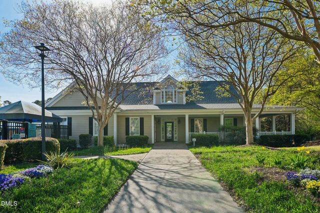 107 Maple Crest Court, Apex, NC 27502