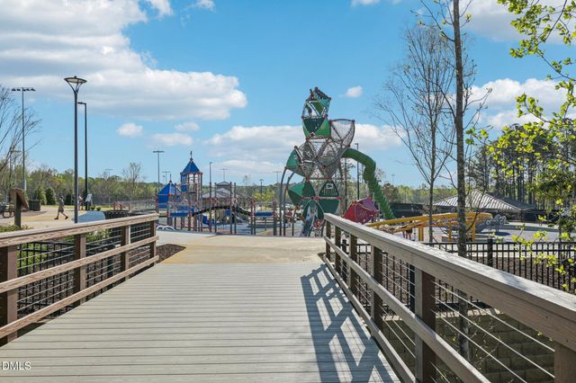 107 Maple Crest Court, Apex, NC 27502