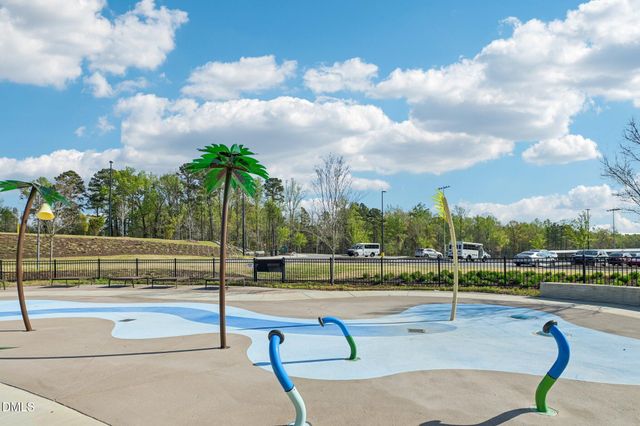 107 Maple Crest Court, Apex, NC 27502