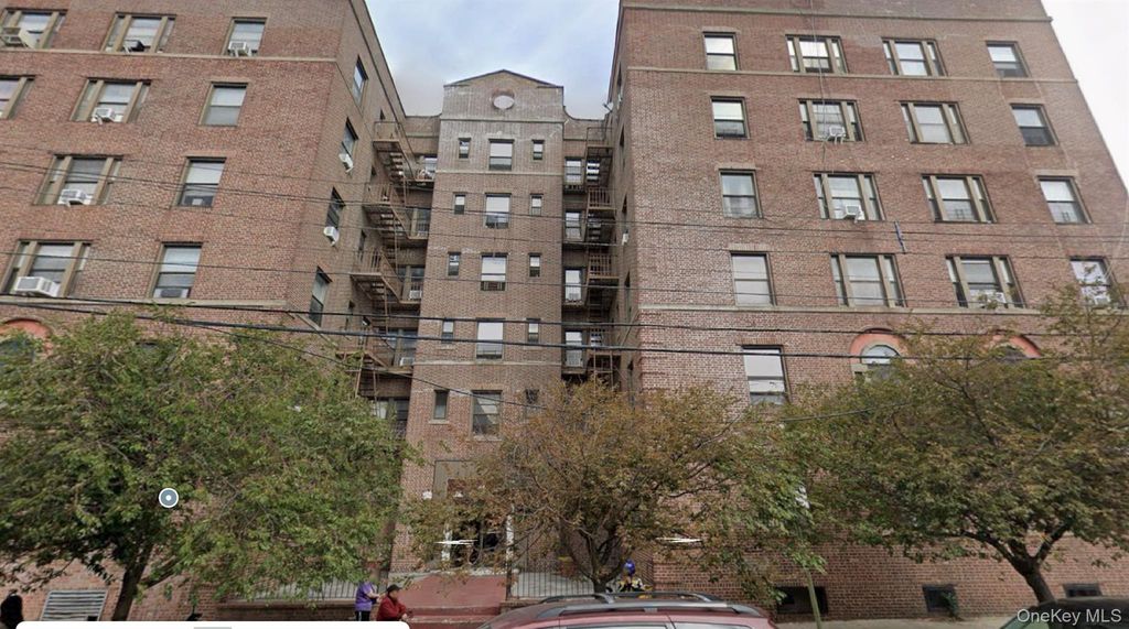 3338 Parson Boulevard 6G, Flushing, NY 11354