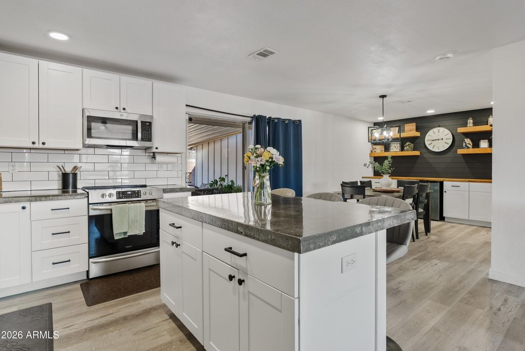 723 S SPENCER --, Mesa, AZ 85204 — photo 5