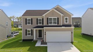 249 Saddleback Court, White Lake, MI 48386