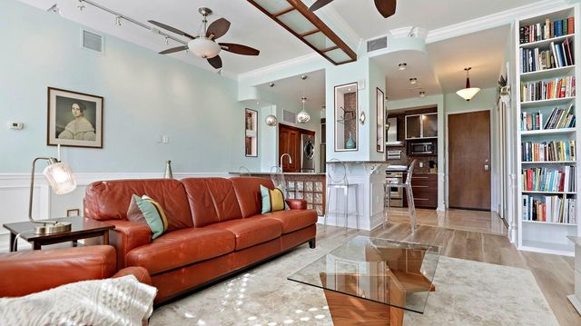 405 CENTRAL AVENUE 200, St Petersburg, FL 33701