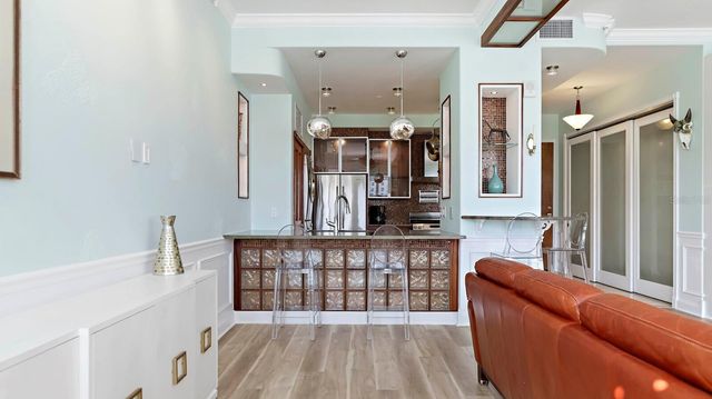 405 CENTRAL AVENUE 200, St Petersburg, FL 33701