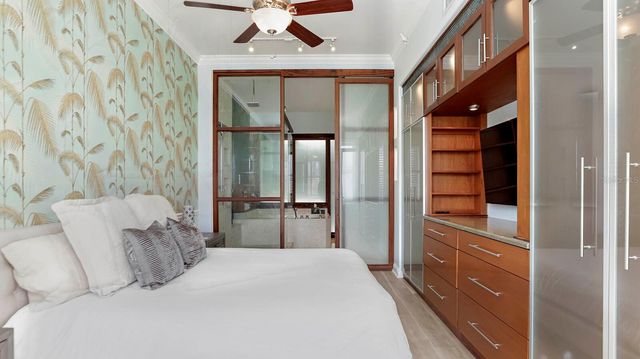 405 CENTRAL AVENUE 200, St Petersburg, FL 33701