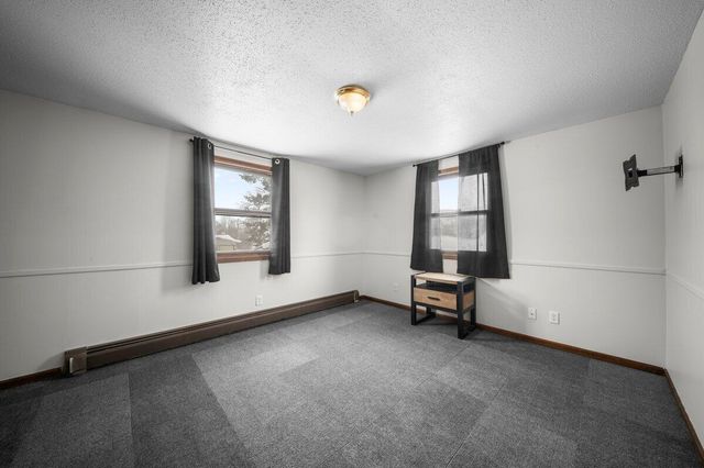 4154 Sand Creek Drive NW, Grand Rapids, MI 49544