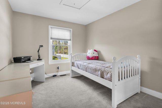 16 Vassar Place, Morganville, NJ 07751
